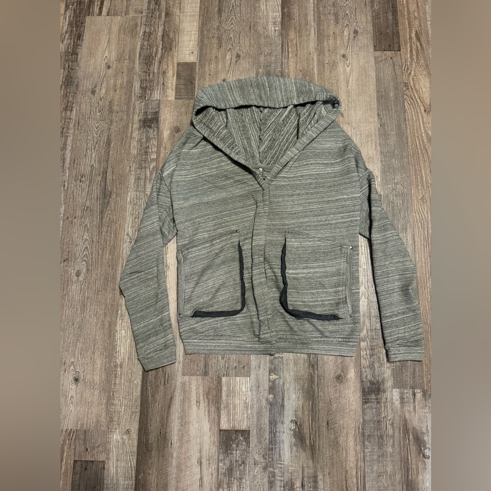Wilfred hoodie